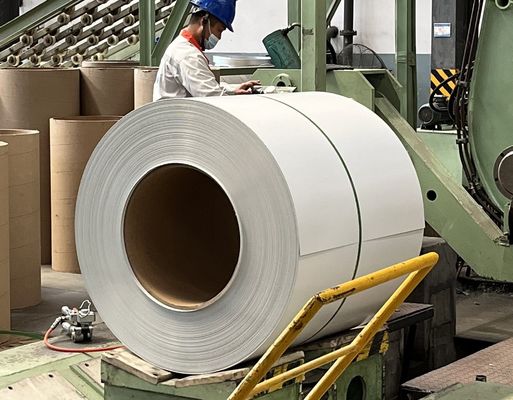 Acier galvalume prépeint RAL9003 Panneau de toiture ondulé blanc unique Carreaux de feuille de couleur bobine d'acier aluzinc prépeint