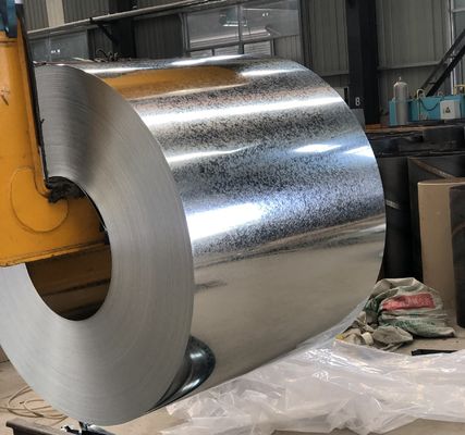 Z40 0,4 mm 1250 mm Grand Spangle lumineux galvanisé à chaud en acier pour porte roulante et plancher DX51D