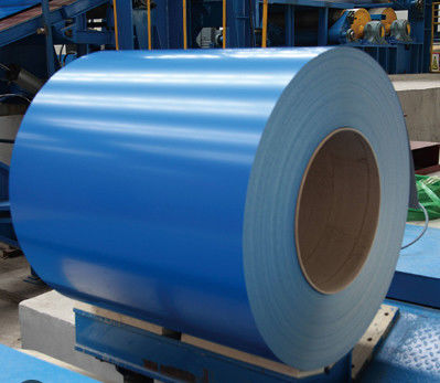 L'intérieur de la bobine de toiture en aluminium revêtue de couleur PVDF / FEVE Dia 405mm 505mm