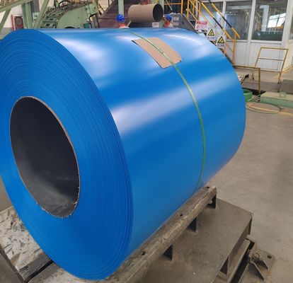 PVDF valspar Z275gCoil d'acier revêtu de couleur G550File d'acier galvanisé prépeint 30 ansGarantie d'utilisation de projet haut de gamme