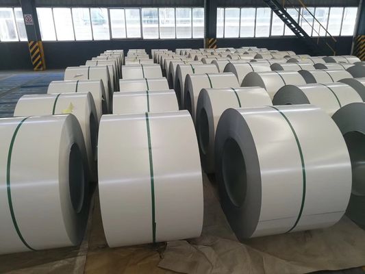z100 RAL9010 Bandes d'acier peintes utilisées pour les applications de volets roulants de garage, portes et gouttières