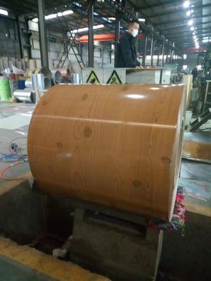26 Ga 0,55 mm HDP Grain de bois 30 ans de garantie Z180 en acier galvanisé PPGI bobine d'impression de couleur enduite bobine ASTM A755 A653M