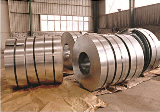 Z275 Chine Dx51d+Z Z100 bande d'acier galvanisé bande d'acier galvanisé Gi bobines à fente pour cadre de quille d'acier léger