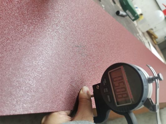 30 ans Matte texturé RAL3011 0,50*1250 PPGI HDP Z275 Sherwin Williams Roche ondulée en acier galvanisé peint