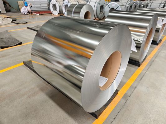 Couche en rouleau en tôle d'étain Produits en boîte d'étain en aérosol bobines électrolytiques en tôle d'étain BA T4 2.8/2.8 Haute résistance